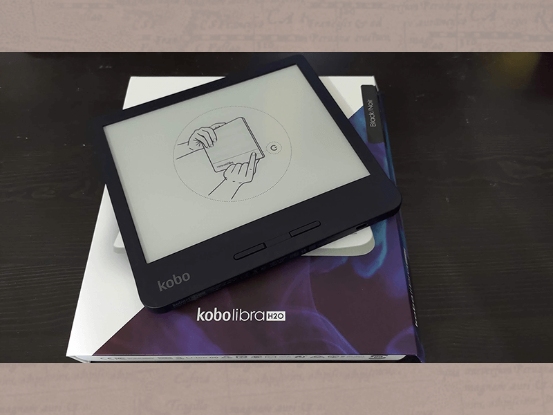 陪伴我走過三年的閱讀器，今天也正常使用中。